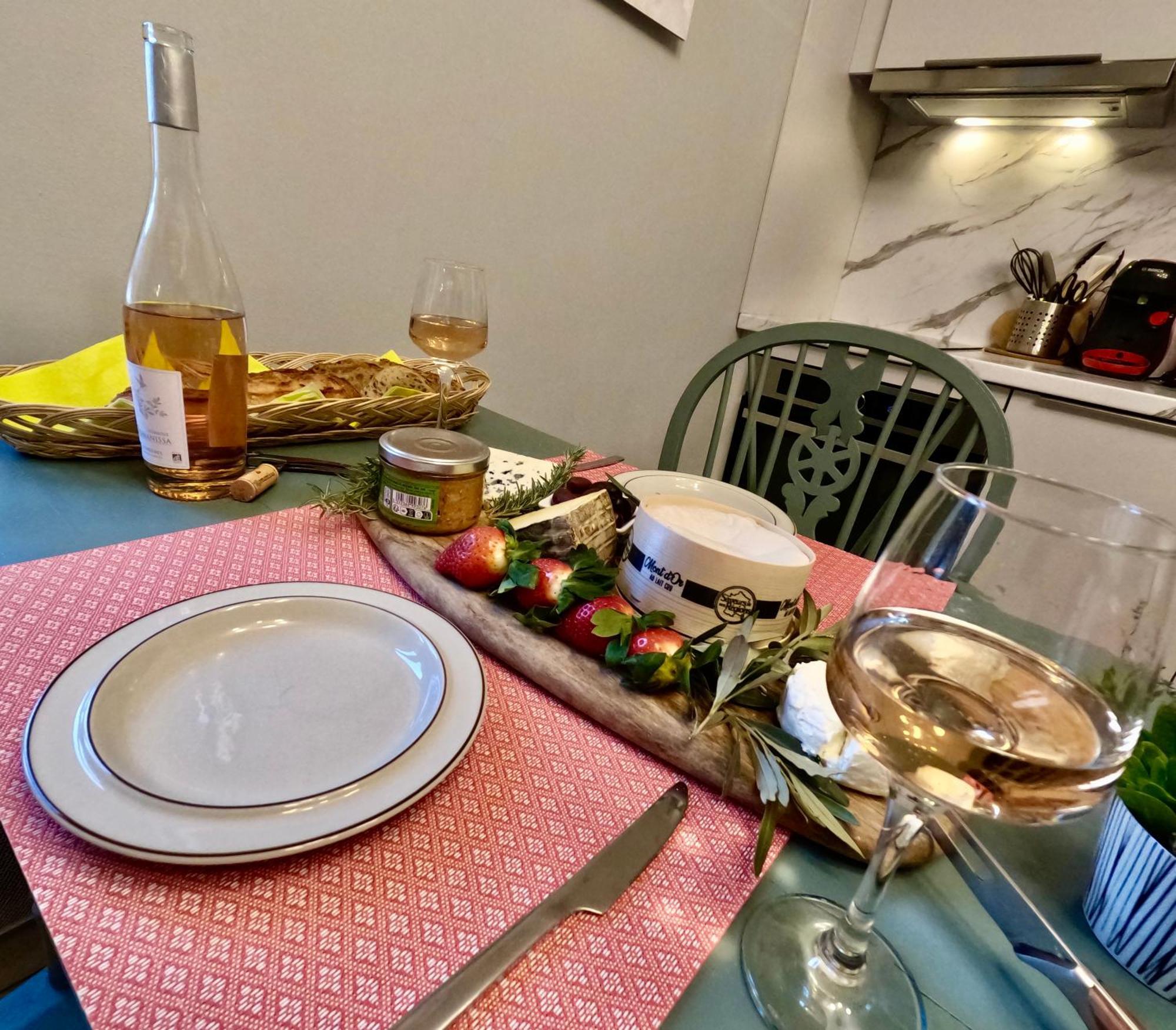 3 Star Surdespine Historic 4 Chateaux Lastours Air Conditioned Eksteriør billede